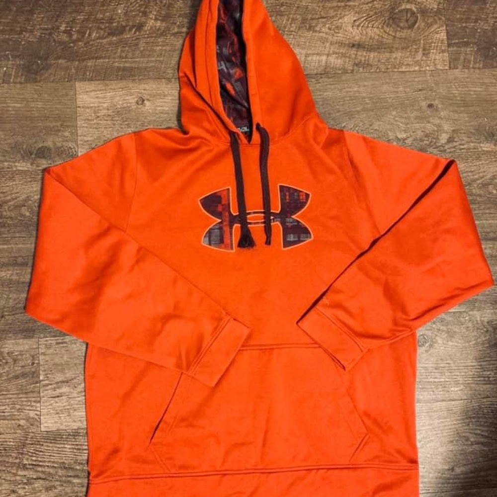 Under Armour Hoodie